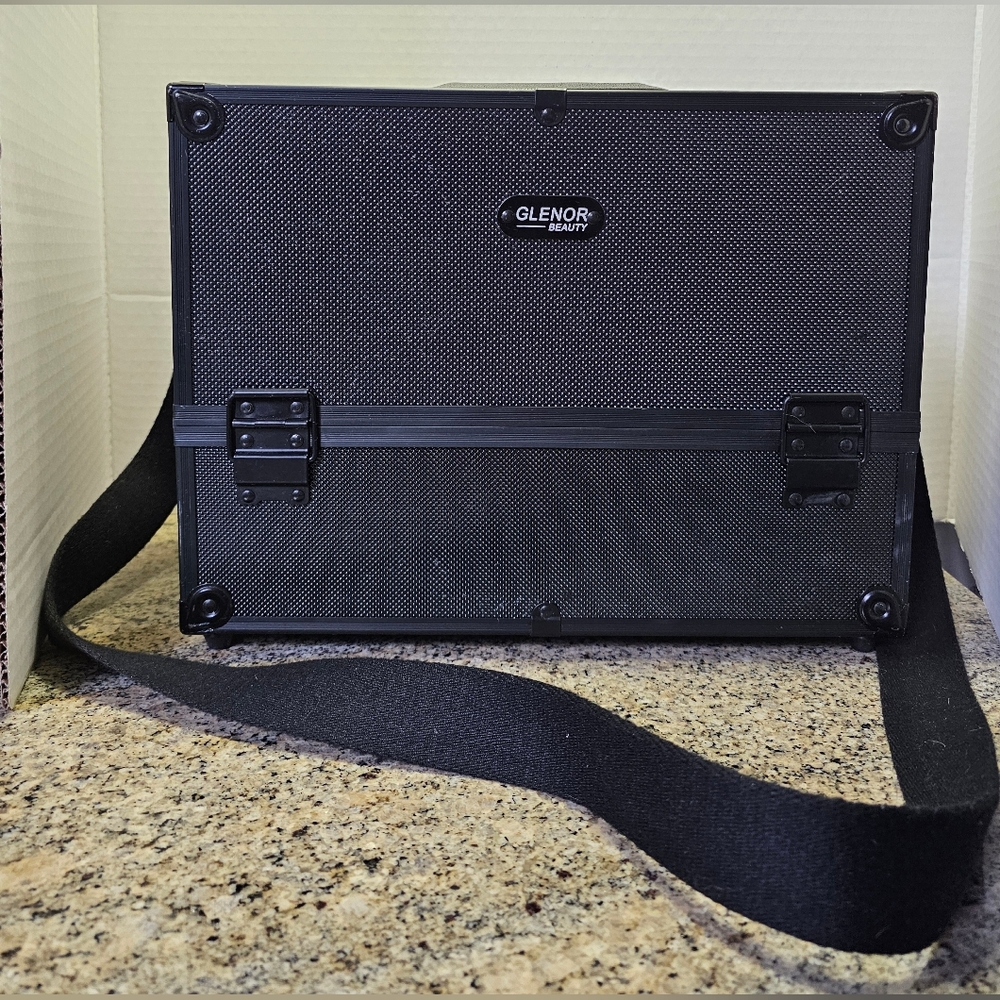 Vintage? Glenor Black Makeup Cosmetic Travel Case